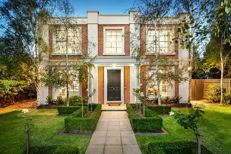 9 Newbay Crescent, Brighton VIC 3186