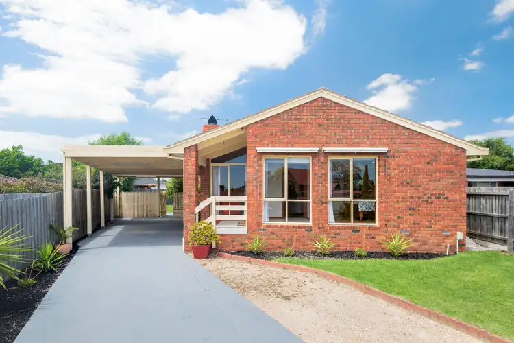 Second view of Homely house listing, 2 Tralea Place, Frankston VIC 3199
