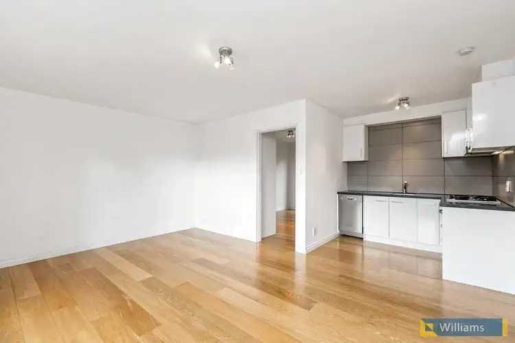 Fourth view of Homely apartment listing, 5/45 Oxford Street, Newport VIC 3015