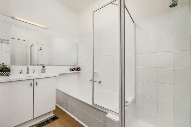 Fifth view of Homely unit listing, 4/139 Springfield Road, Blackburn North VIC 3130
