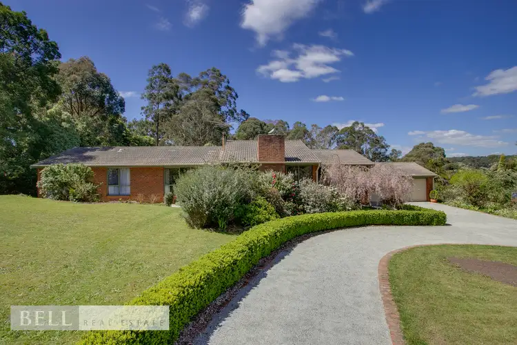 4 Summit Avenue, Emerald VIC 3782