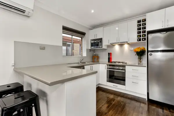 8/9 Gordon Street, Footscray VIC 3011