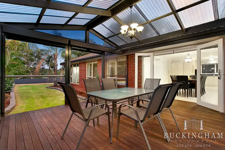 11 Arcadia Way, Eltham North VIC 3095