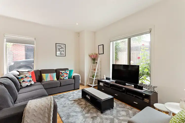 Third view of Homely unit listing, 2/11 Powley Parade, Watsonia VIC 3087