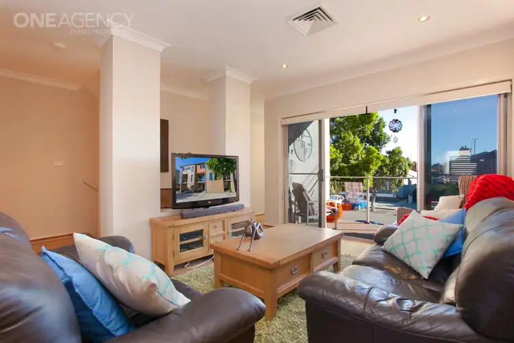 11/124 Young Street, Carrington NSW 2294