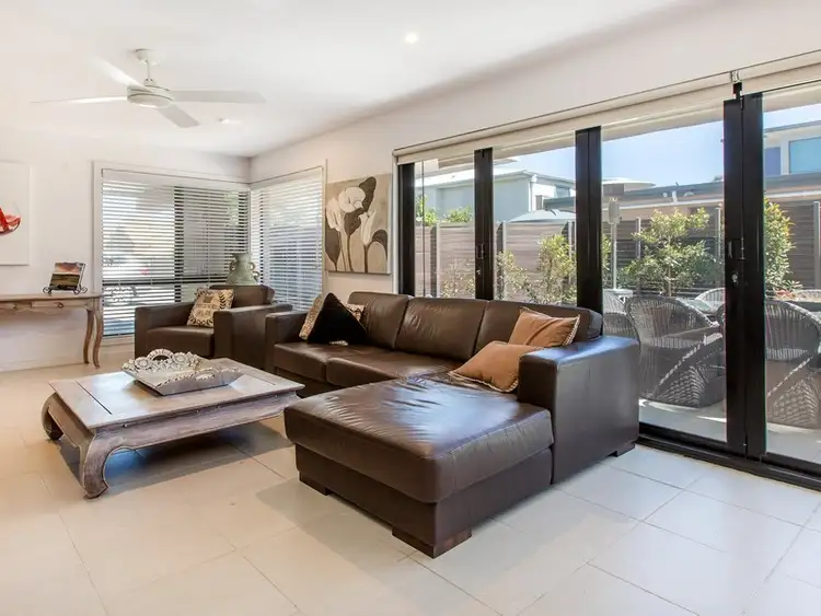 Sixth view of Homely townhouse listing, 2/7 Hargreaves Street, Mornington VIC 3931