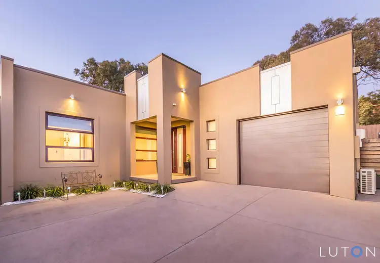 8B Nugent Close, Jerrabomberra NSW 2619
