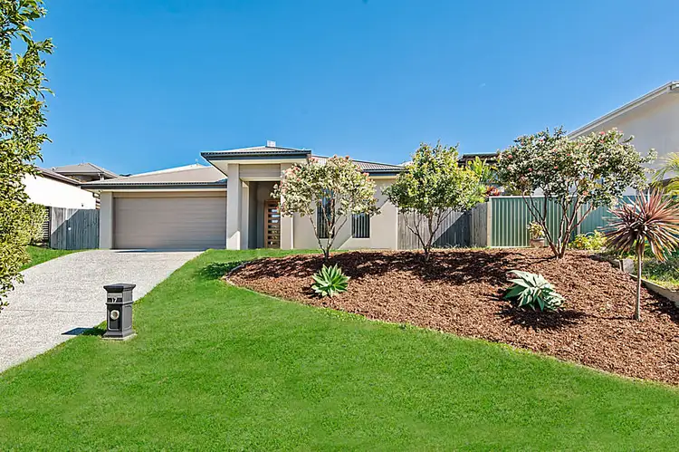 17 Fortescue Street, Pacific Pines QLD 4211