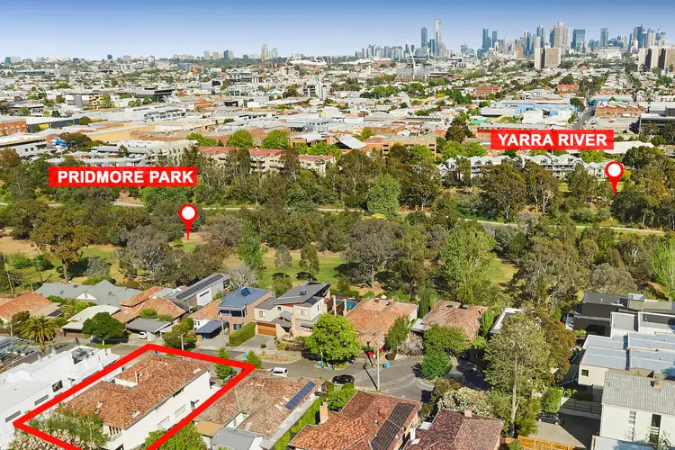 Third view of Homely block of units listing, 1-8 6 Osborne Court, Hawthorn VIC 3122