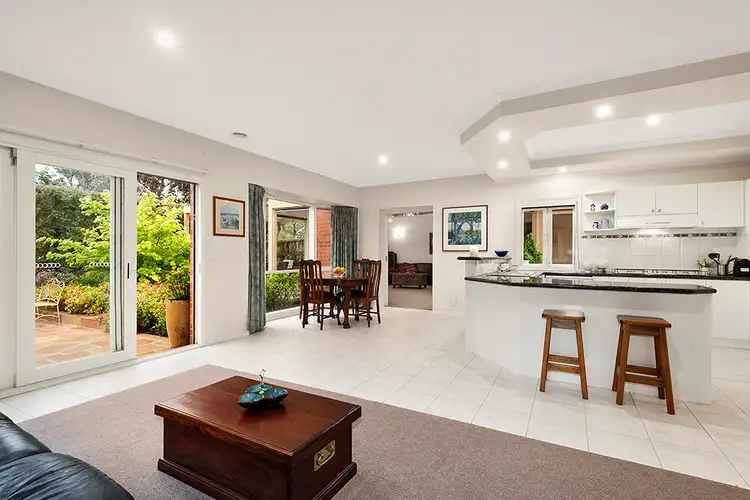 Fourth view of Homely house listing, 2 Lenkunya Court, Eltham North VIC 3095