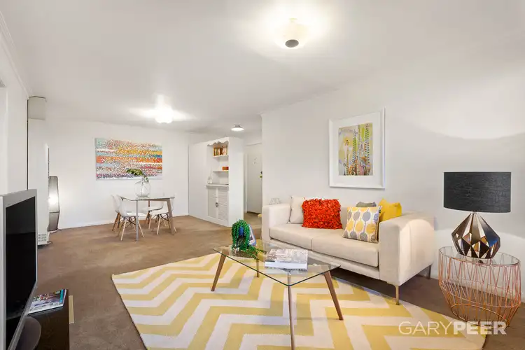Second view of Homely apartment listing, 11/2 Selwyn Avenue, Elwood VIC 3184
