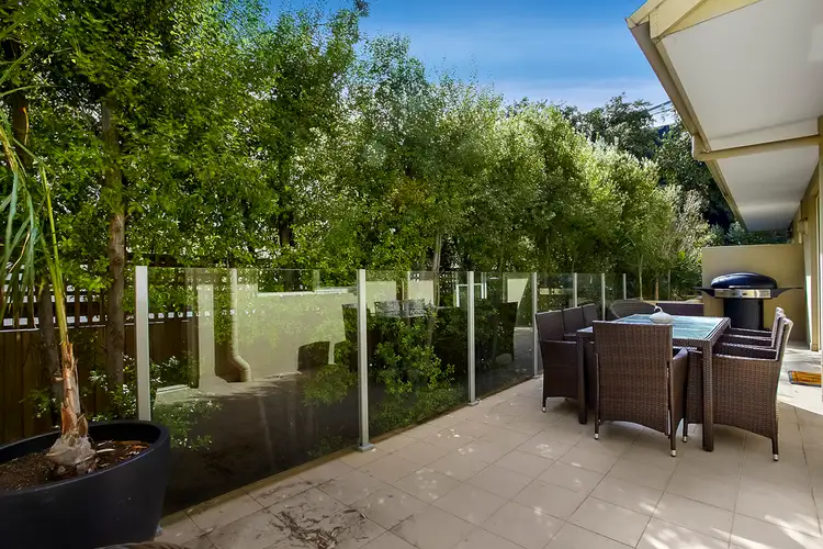 3/45-46 Marine Parade, St Kilda VIC 3182