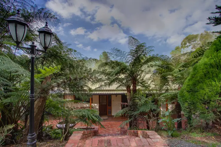 6 Wattle Avenue, Emerald VIC 3782