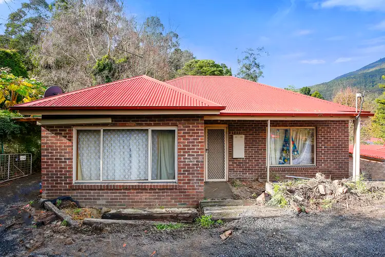 12 Upper Blackwood Avenue, Warburton VIC 3799