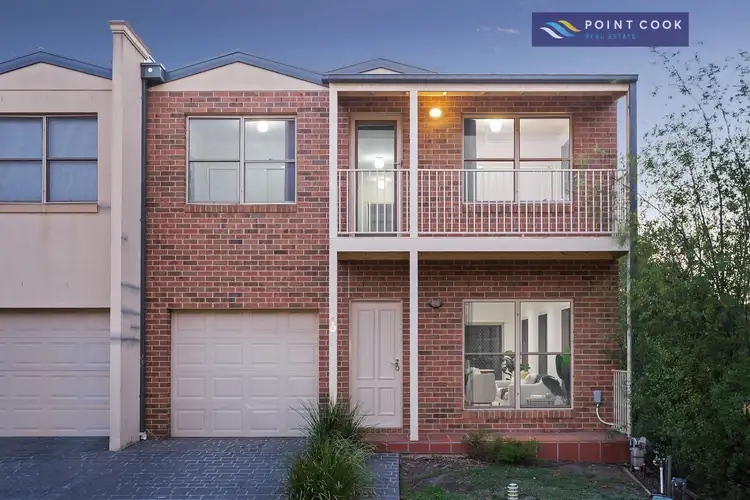 10/14 Mickleton Grove, Point Cook VIC 3030