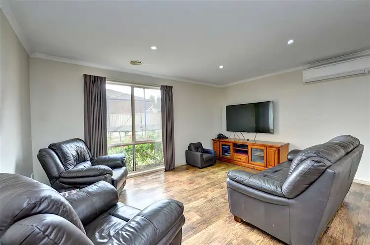 Fifth view of Homely house listing, 18 Tulloch Rise, Canadian VIC 3350