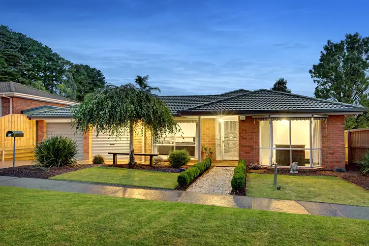 14 Sandy Wynd, Kilsyth South VIC 3137