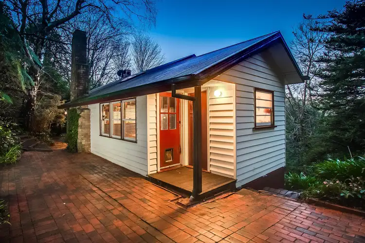 344 Mount Dandenong Tourist  Road, Sassafras VIC 3787