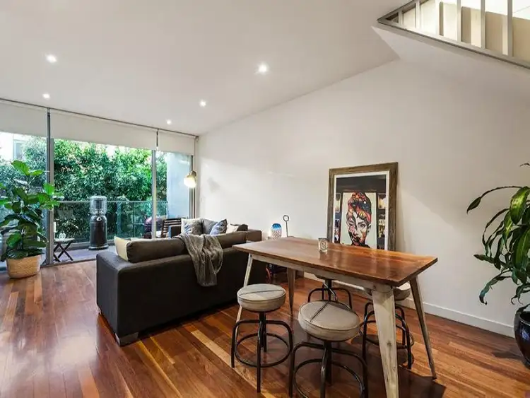 2/7 Inverleith Court, St Kilda VIC 3182