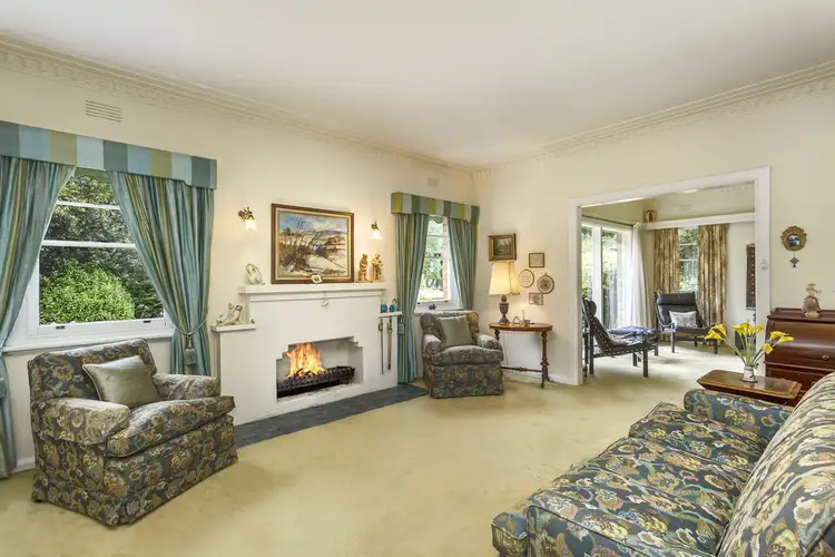 Second view of Homely house listing, 32 Sherwood Road, Mount Waverley VIC 3149