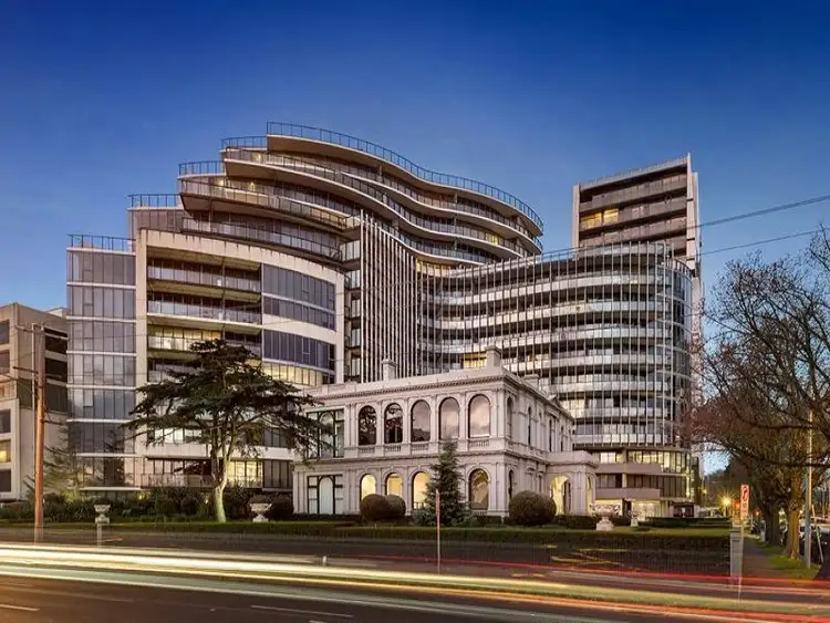 1008/55 Queens Road, Melbourne VIC 3000