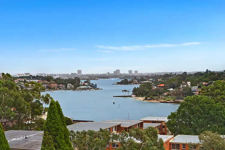 21/2 Bortfield Drive, Chiswick NSW 2046