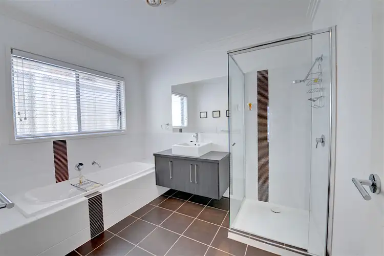 Fifth view of Homely house listing, 7 Payton Crescent, Canadian VIC 3350