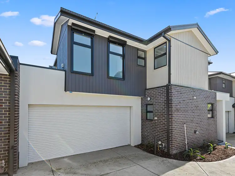 2/3 Cuthbert Road, Reservoir VIC 3073
