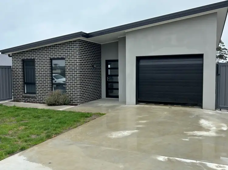 24 Bowick Street, Wynyard TAS 7325