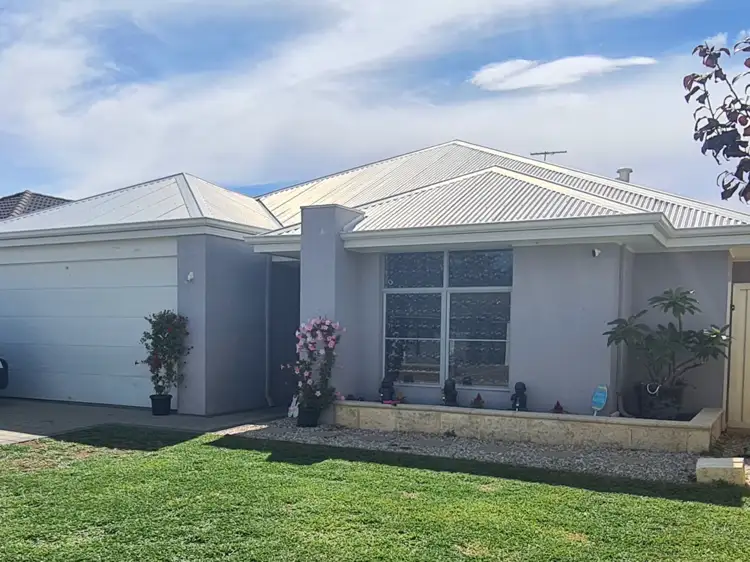 52 Boodjera Bend, Forrestfield WA 6058
