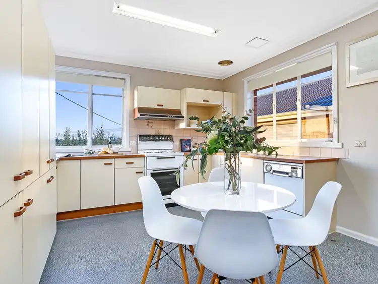 Second view of Homely house listing, 5 Reserve Court, Glenroy VIC 3046