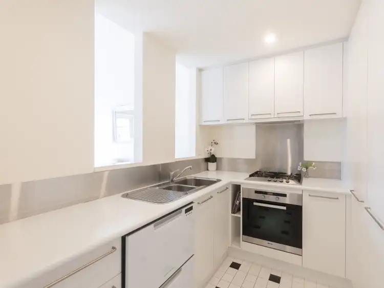 Fourth view of Homely apartment listing, 21/211 Wellington Parade South, East Melbourne VIC 3002