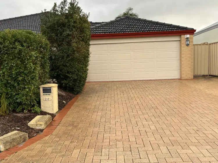 24 Cannich Boulevard, Canning Vale WA 6155