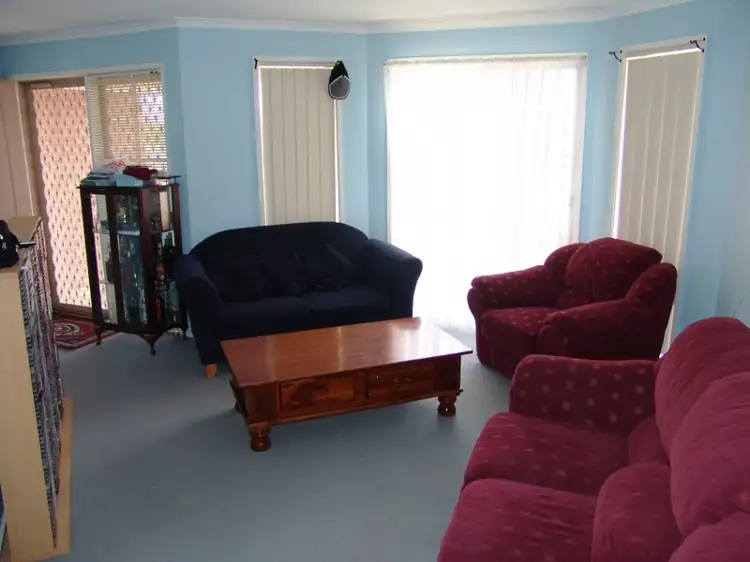 Second view of Homely house listing, 6 Rutman Close, Werribee VIC 3030