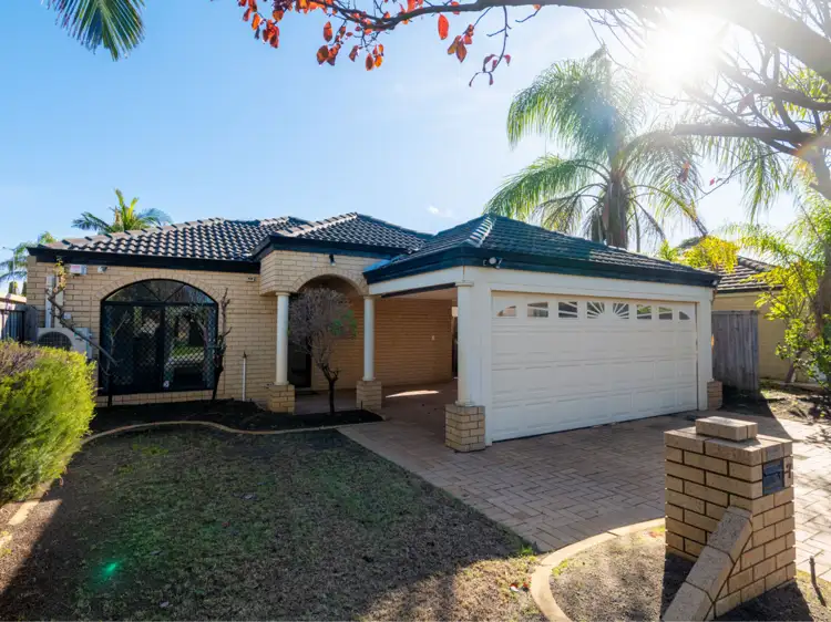 7 Sorrento Turn, Ellenbrook WA 6069
