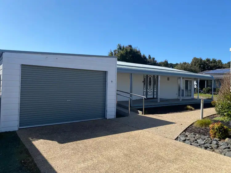 Second view of Homely retirement listing, 9/5353 Princes Highway, Traralgon VIC 3844