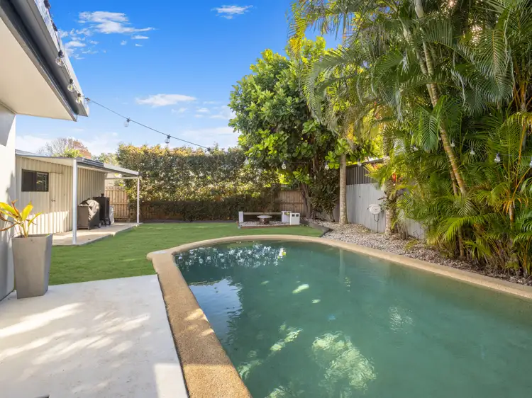 636 David Low Way, Pacific Paradise QLD 4564