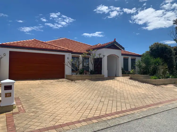 19 Heyerdahl Way, Dudley Park WA 6210