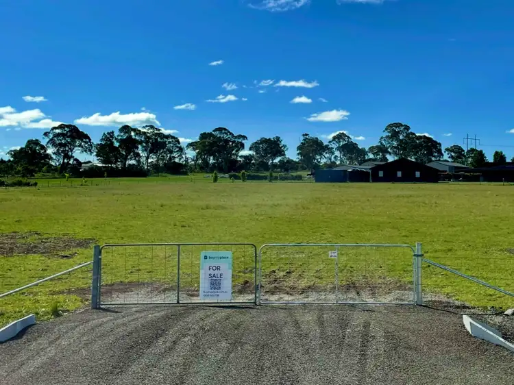 26 Post Way, Armidale NSW 2350