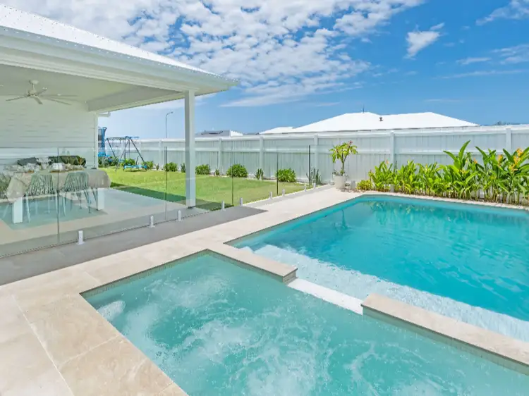 6 Swain Place, Innes Park QLD 4670