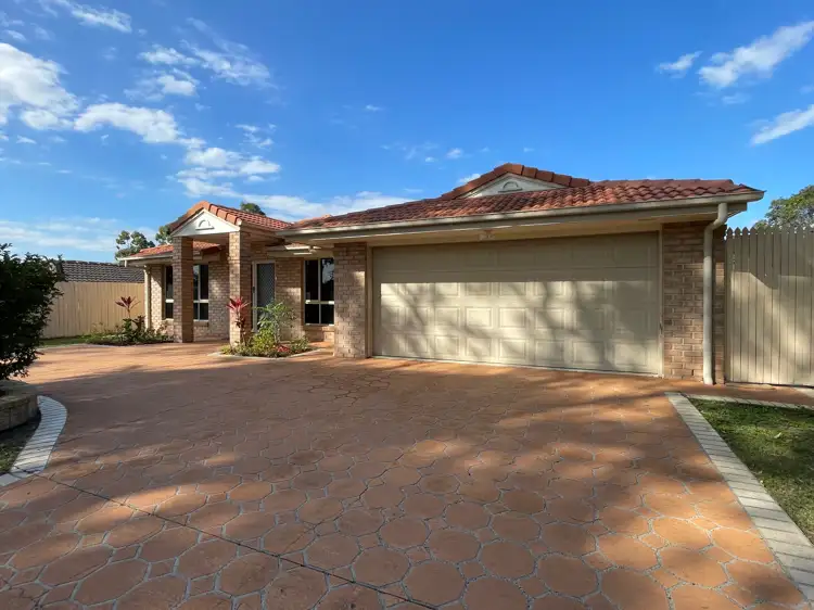 52 Cascade Drive, Forest Lake QLD 4078
