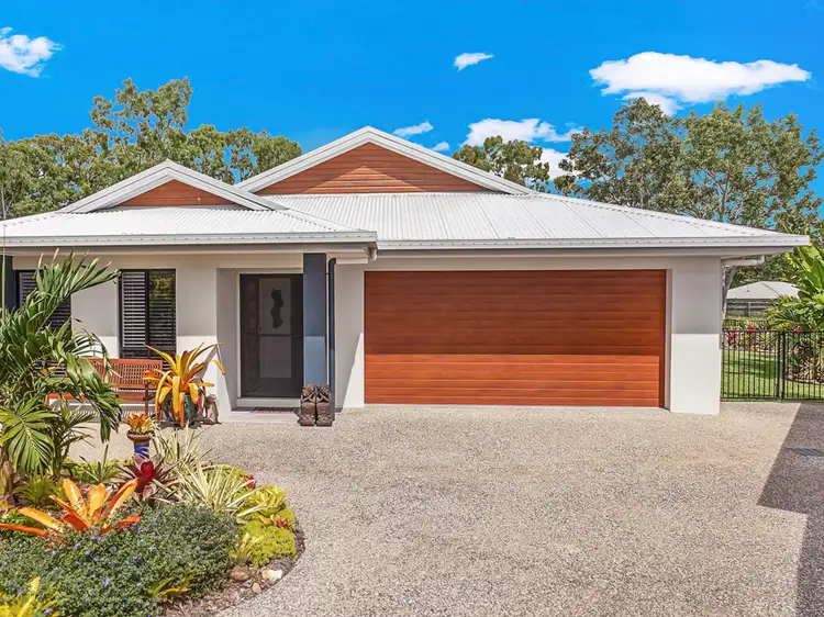 11 Reef Court, Cannonvale QLD 4802
