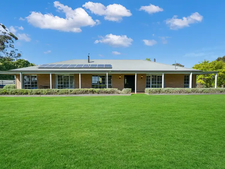 204 Huxtable Road, Pakenham Upper VIC 3810
