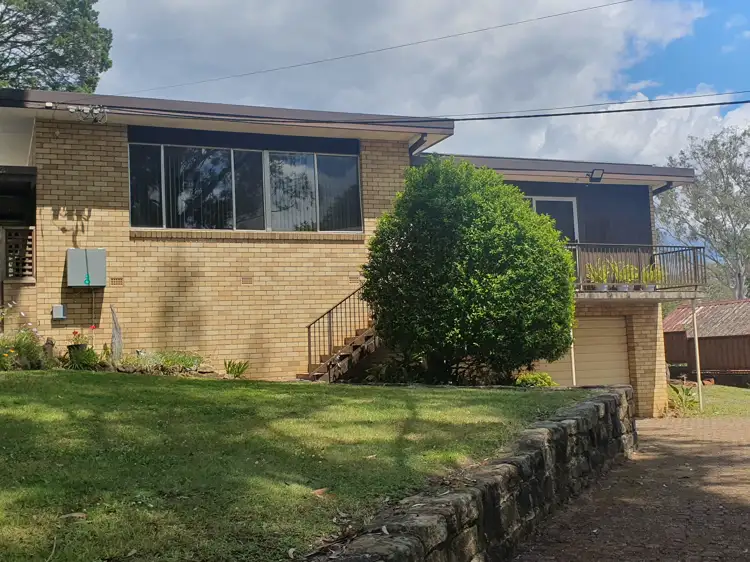 18 Berrys Head Road, Wyoming NSW 2250