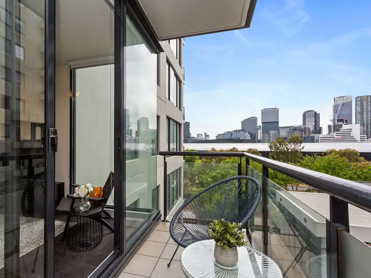 63/99 Whiteman Street, Southbank VIC 3006