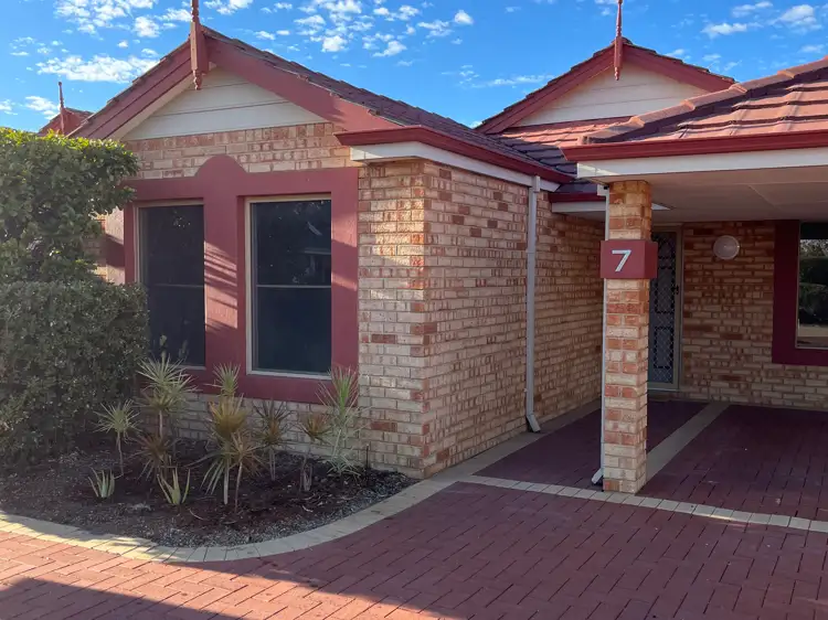 7/52 Gnangara Drive, Waikiki WA 6169