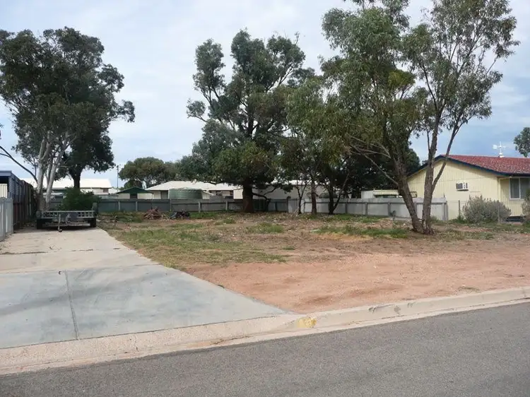 12 Mueller Street, Ceduna SA 5690