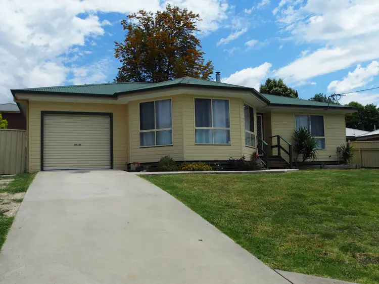 Second view of Homely house listing, 10 Brownleigh Vale Drive, Inverell NSW 2360