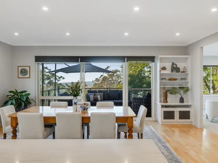 11 Panorama Crescent, Prince Henry Heights QLD 4350