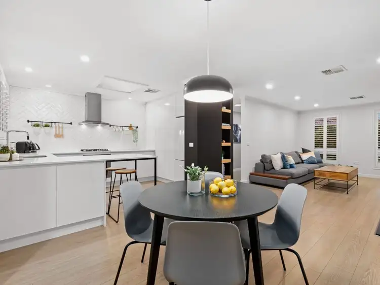 Fifth view of Homely unit listing, 2/42 Elizabeth Street, Bentleigh East VIC 3165